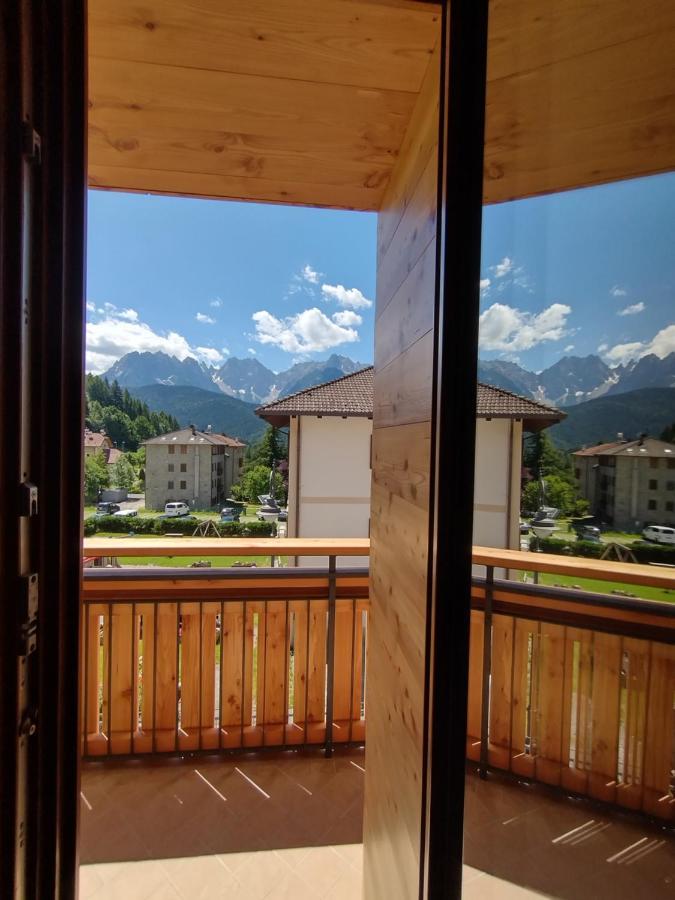 Hotel Da Marco Vigo di Cadore Exterior photo